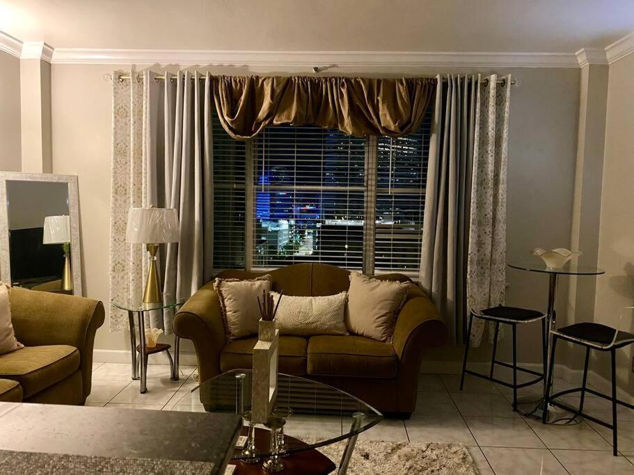 Cozy Downtown Condominium Τζάκσονβιλ Εξωτερικό φωτογραφία