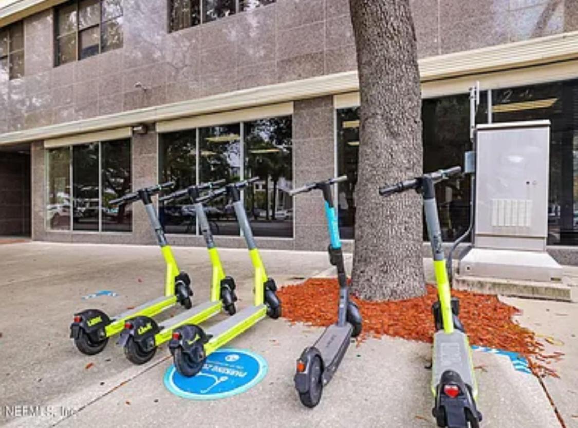 Cozy Downtown Condominium Τζάκσονβιλ Εξωτερικό φωτογραφία