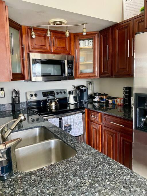 Cozy Downtown Condominium Τζάκσονβιλ Εξωτερικό φωτογραφία